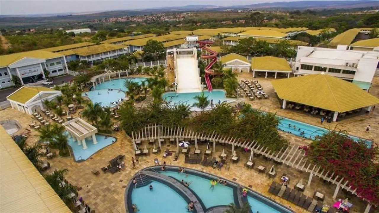 Lacqua Di Roma Com Piscina De Ondas Caldas Novas Brazil
